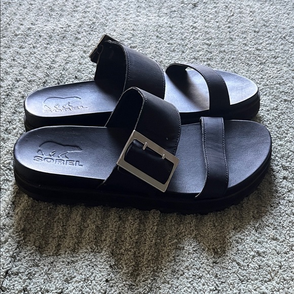 Sorrel buckle sandals - Picture 1 of 3